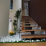 Little Escape - Piccola Fuga * Tirana