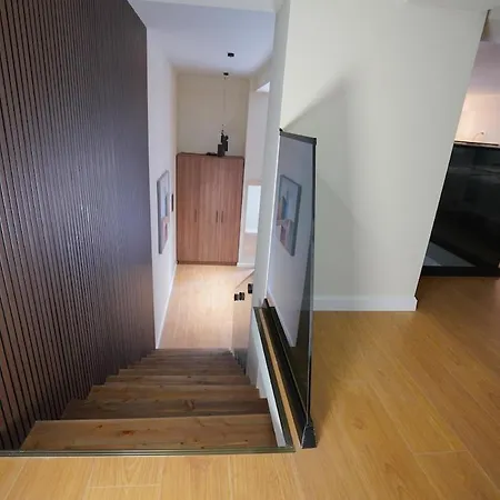 Little Escape - Piccola Fuga Tirana